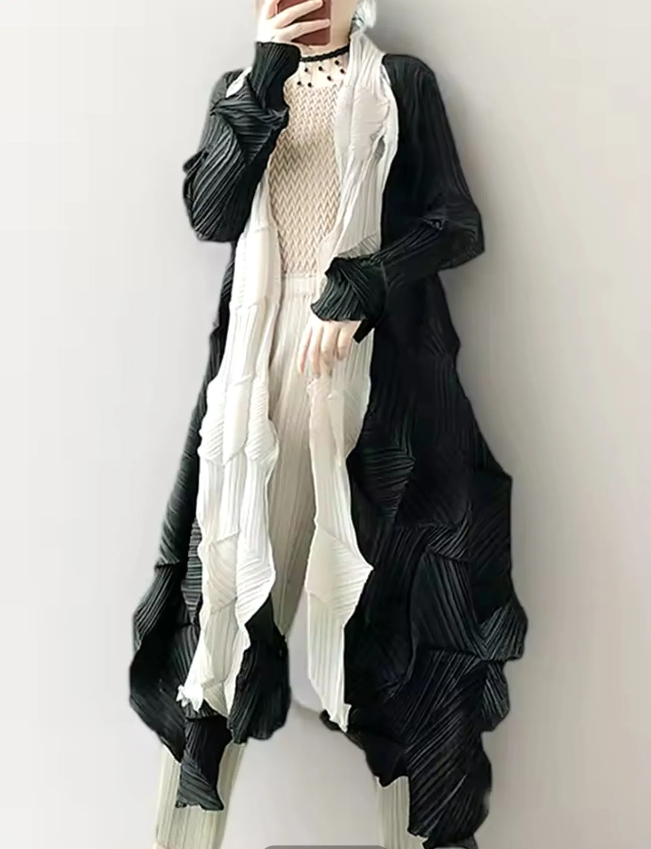 All Pleats BW Jacket