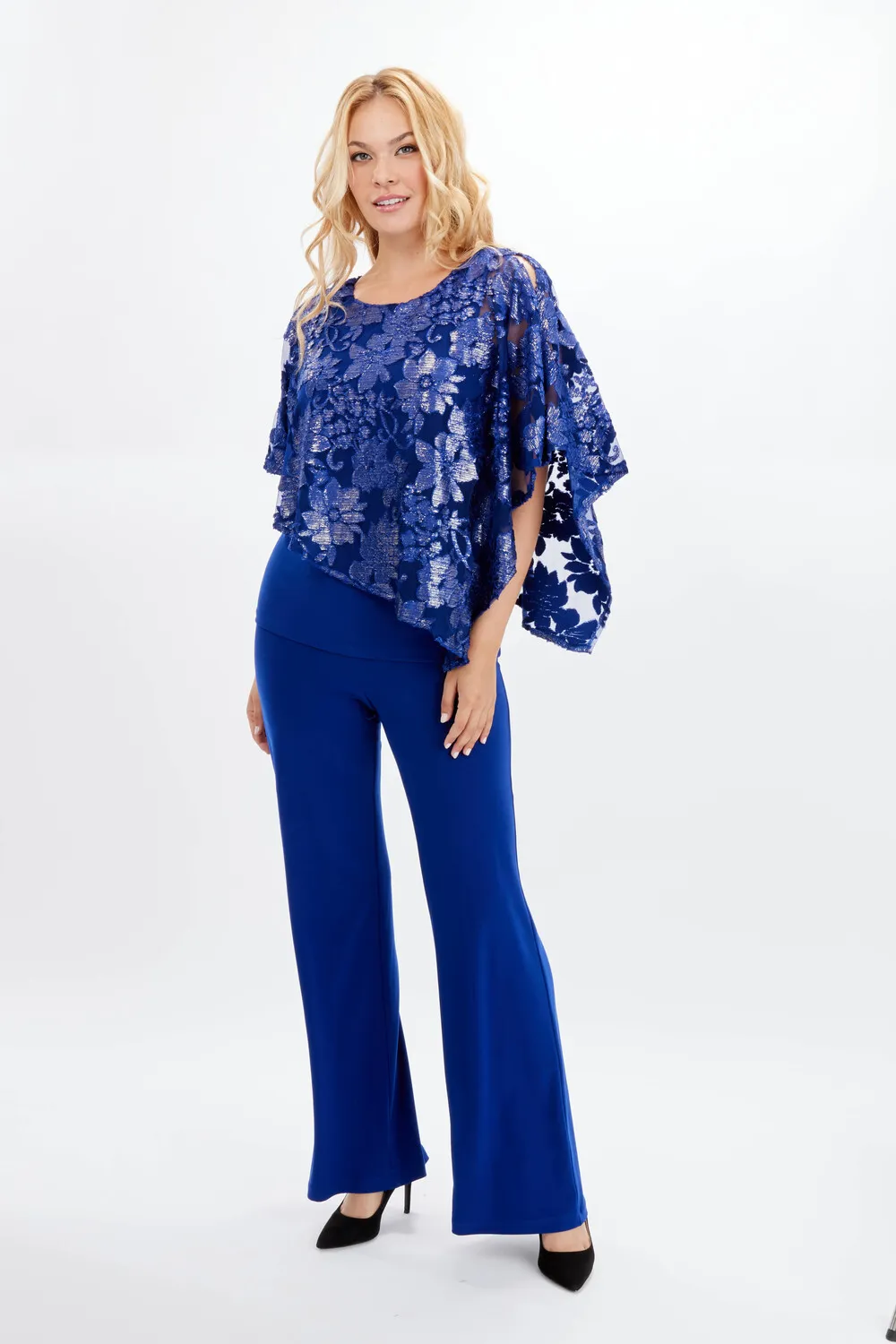 Floral Asymmetrical Hip-length Pullover Style 234371