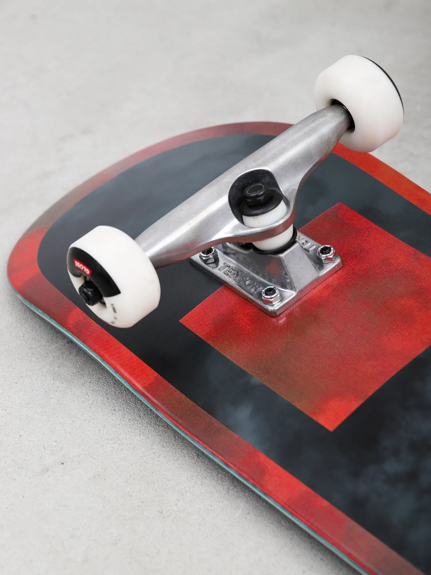 Globe G1 Stack Skateboard (black/candy clouds)