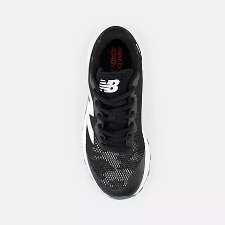 New Balance Dynasoft 4040v7 Youth Turf-Trainer: Black with Optic White