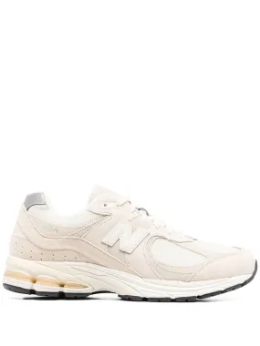 New Balance    New Balance M2002 R Sneakers