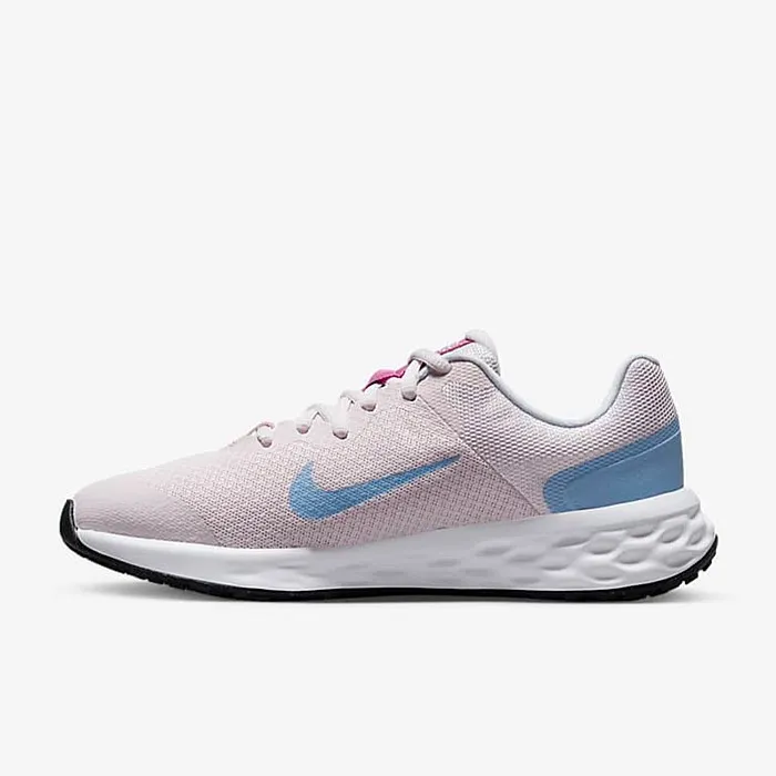 Nike Revolution 6 | Sneakers | Stirling Sports