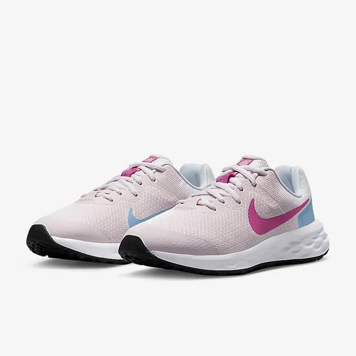 Nike Revolution 6 | Sneakers | Stirling Sports