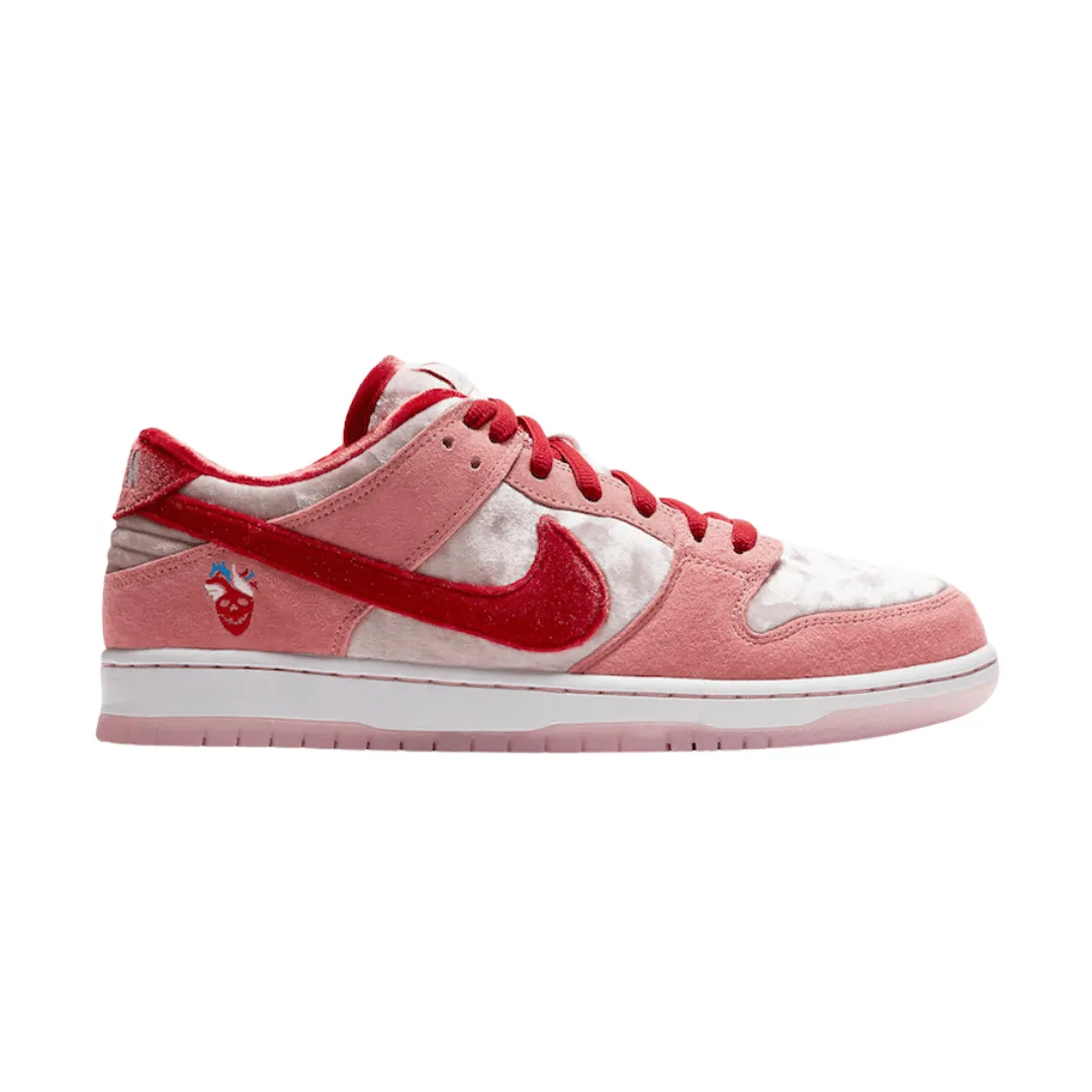 Nike SB Dunk Low StrangeLove Skateboards